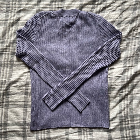 Lavender Round Neck long sleeve top - Picture 3 of 4